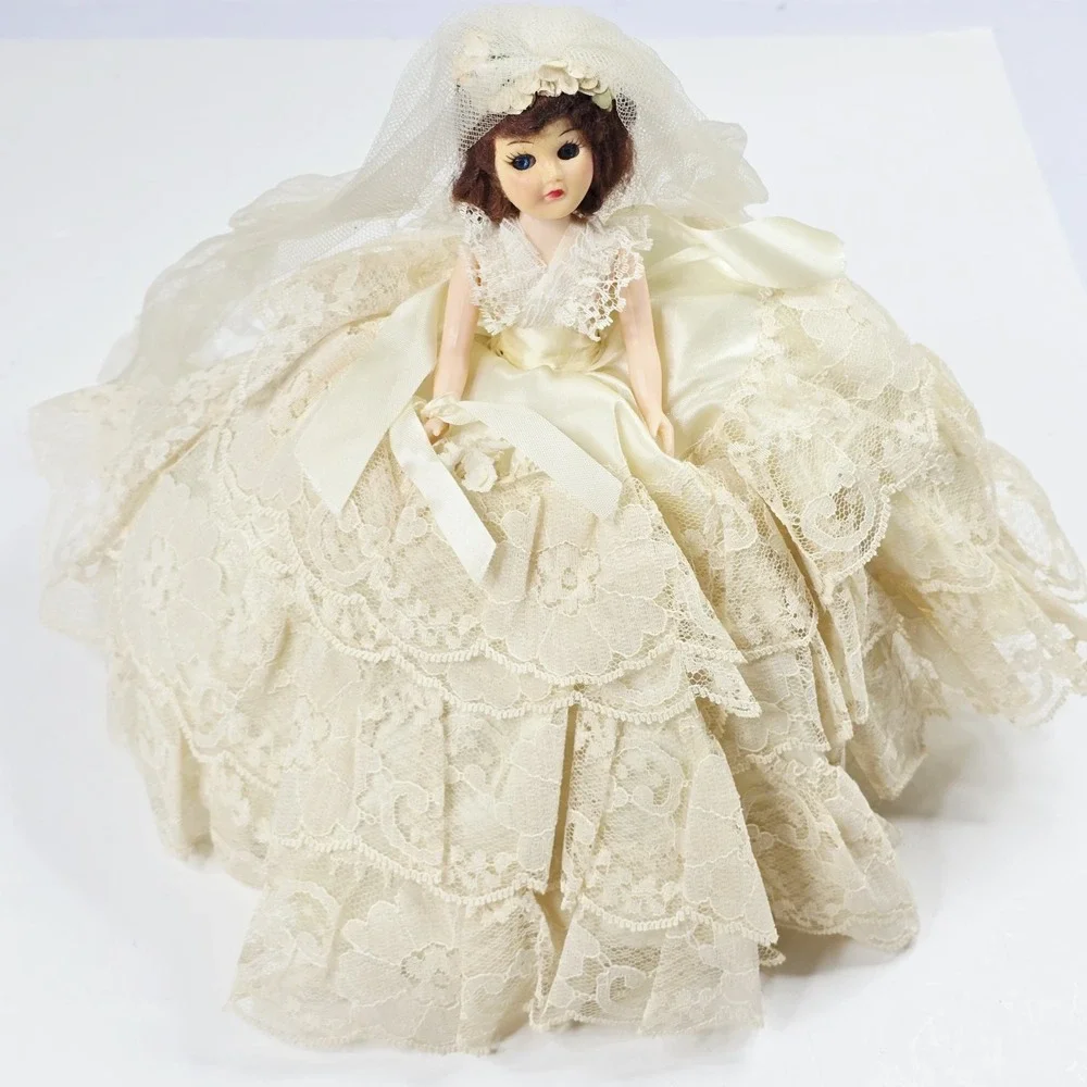 Vintage Victorian Boudoir 